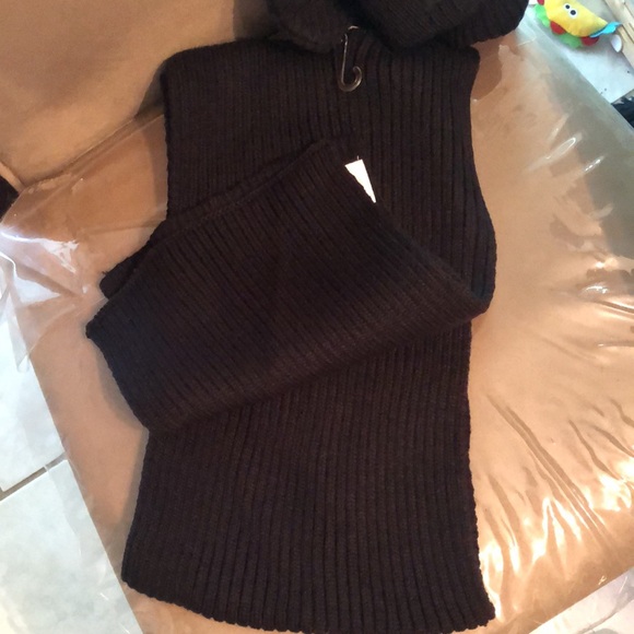 Victoria Secret PINK Hat & Scarf Set - Picture 10 of 14